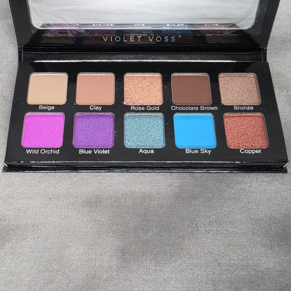 Eyeshadow new voss